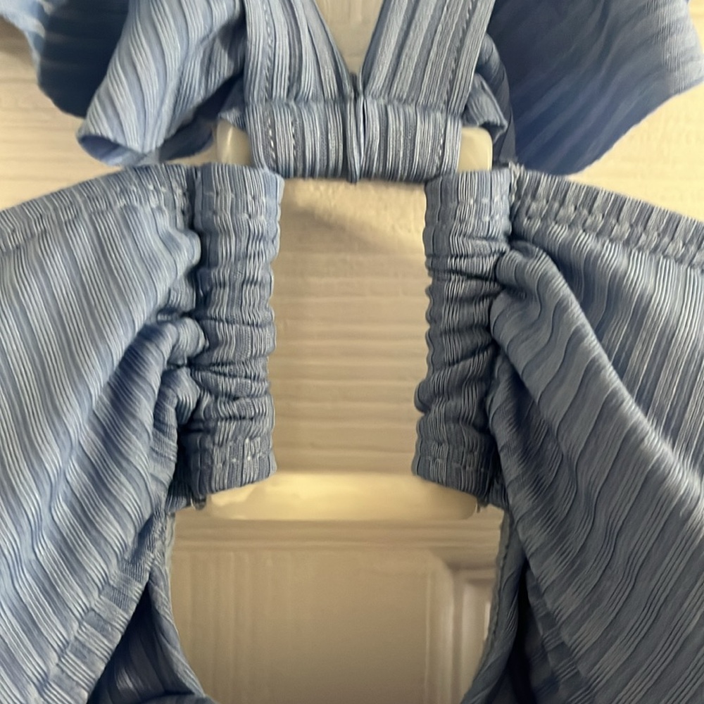 East Elegant baby blue one piece - Picture 4 of 5